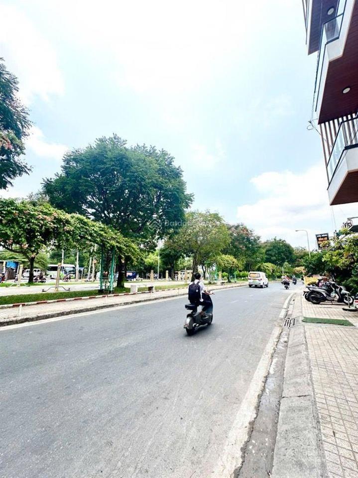 Nhà mặt tiền , giá bèo dữ zậy? kênh nước đen lê thúc hoạch bình long 41m2,2tầng nhỉnh 5,4tỷ