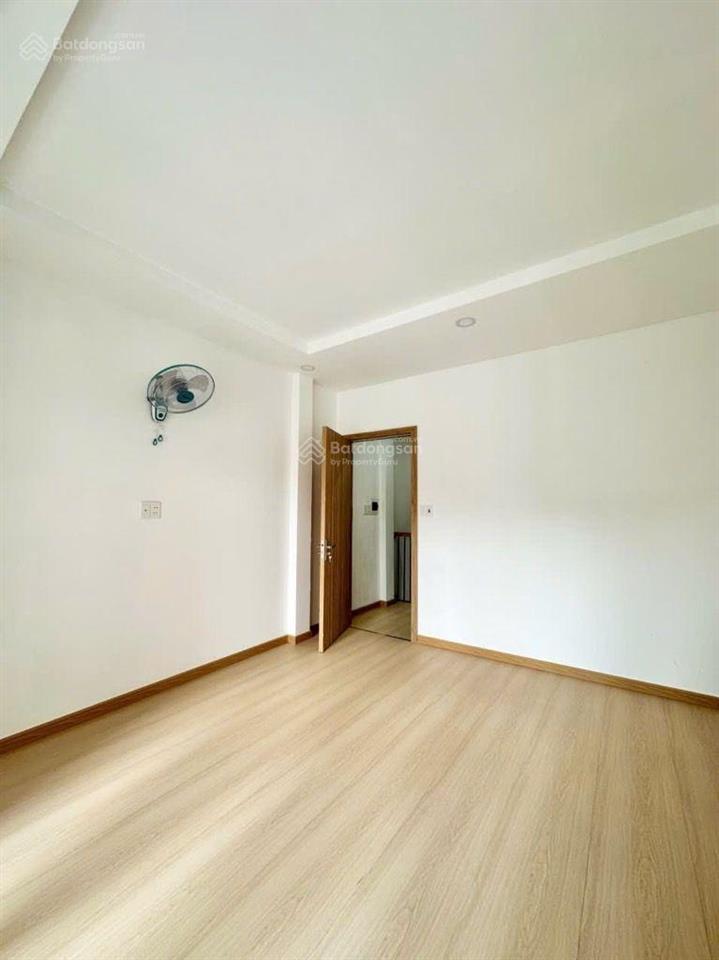 Nhà mặt tiền , giá bèo dữ zậy? kênh nước đen lê thúc hoạch bình long 41m2,2tầng nhỉnh 5,4tỷ