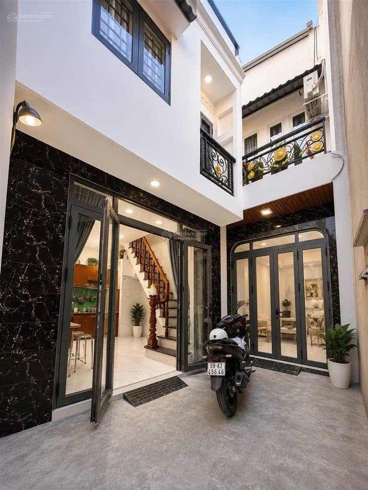 Chỉ 2,52 tỷ, có ngay nhà đẹp, 2 tầng, chiến lược, bình trị đông!
+nhà mới, cứng cáp, ở ngay