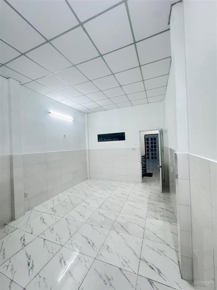 Lê công phép,an lạc, bình tân!chỉ 6,1tỷ/64m2,hẻm xe tải 8m thông, 1trệt, 1lửng 3pn