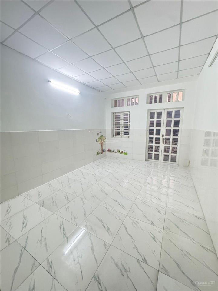 Lê công phép,an lạc, bình tân!chỉ 6,1tỷ/64m2,hẻm xe tải 8m thông, 1trệt, 1lửng 3pn