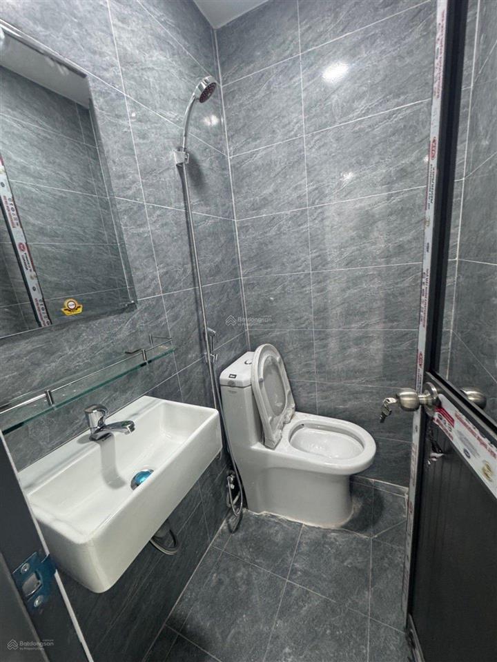 Chỉ 2,95 tỷ, nhà đẹp tlộ 10, 2 tầng, nhà mới ở ngay