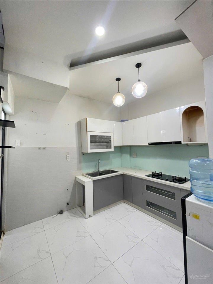 3,65tỷ, căn này phù hợp chị tâm ơi!28m2, chiến lược,bình trị đông tên lửa2tầng kiên cố