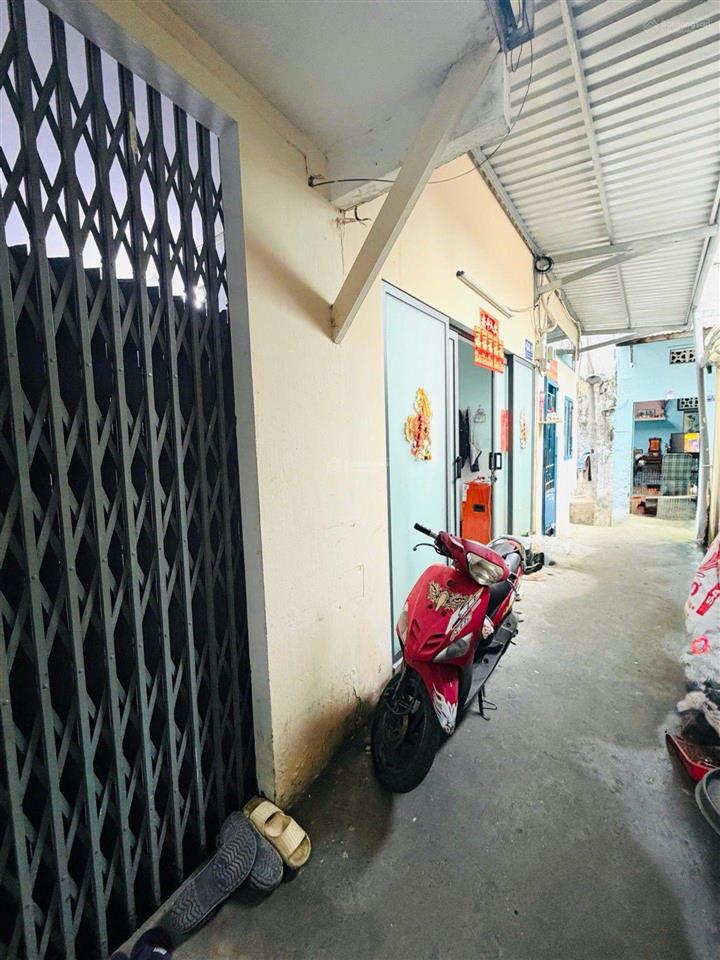 Liên khu 2  5, diện tích khủng, giá bèo, 32m², 2 tầng, shr, hoàn công đủ, giá chào 2,35 tỷ tvxn