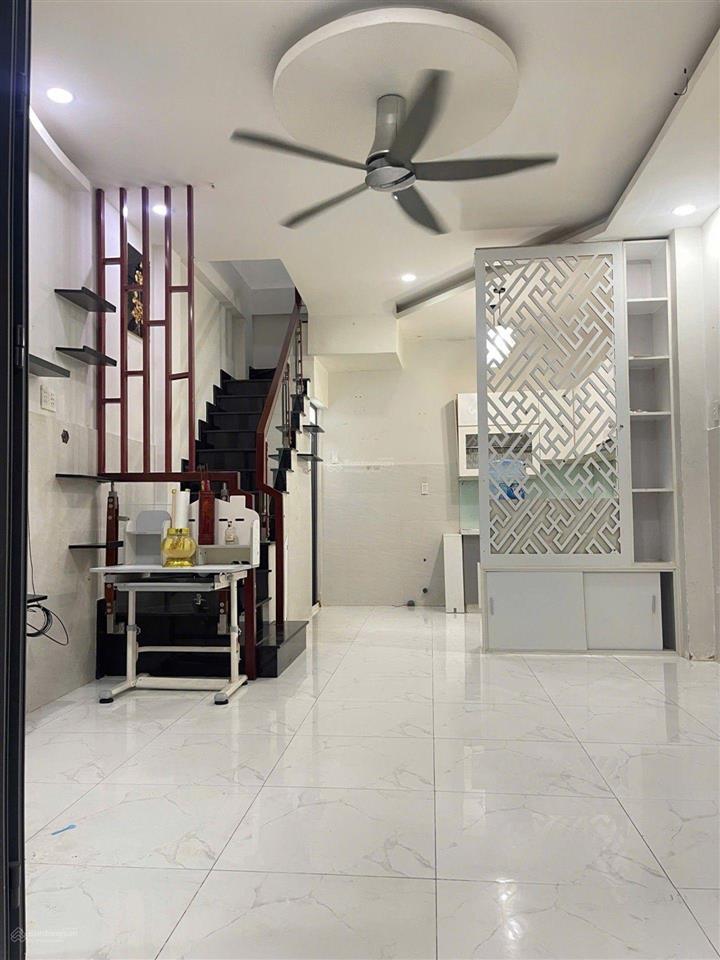 Duy nhất 1căn, không căn thứ 2, nhà chiến lược bình trị đông tên lửamã lò,2tầng 28m2
3,62t