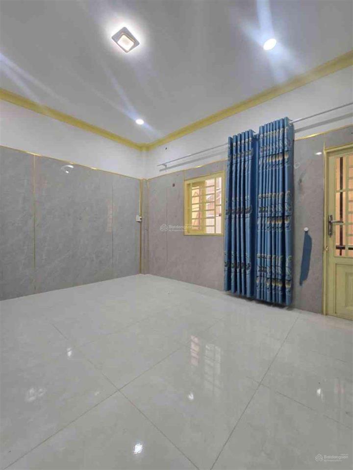 2,15, nhà mới đỗ thừa luông, tân phú, chợ tân hương, 1 trệt 1 lầu kiên cố gọi ngay em tâm xem nhà