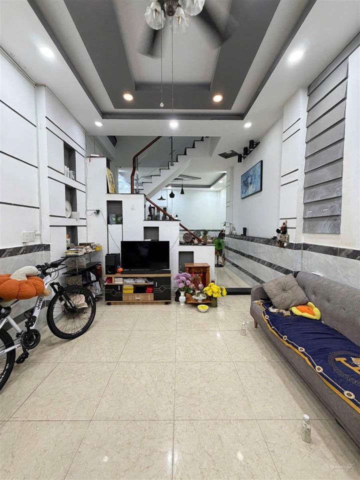 Xem ngay! chỉ 4,32tỷ, tỉnh lộ 10  tên lửa  bình trị đông! 54m2, 2tầng, nở hậu tài lộc