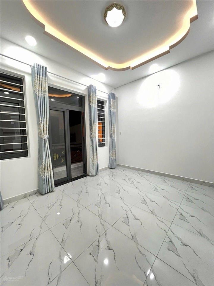 Còn 1 căn duy nhất! tỉnh lộ 10 tên lửabình trị đông,36m2, 2tầng,3,75tỷ
giãm chào tuột đáy