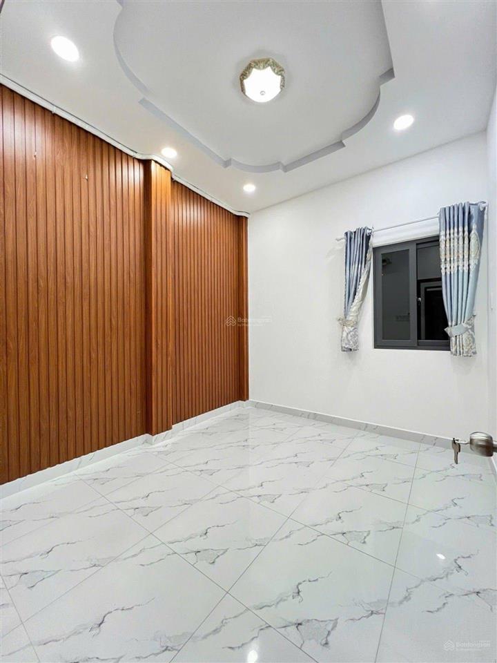 Còn 1 căn duy nhất! tỉnh lộ 10 tên lửabình trị đông,36m2, 2tầng,3,75tỷ
giãm chào tuột đáy