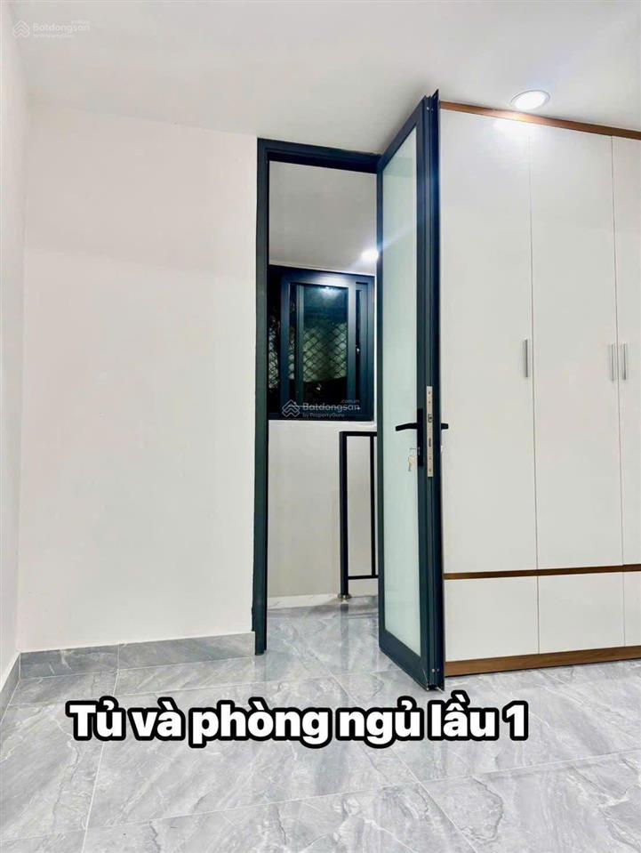 Xuống xác,xã chơi trận chung kết!chỉ 2,95tỷ, nhà lạc long quân q11,shr, hoàn công đủ!
+tranh thủ