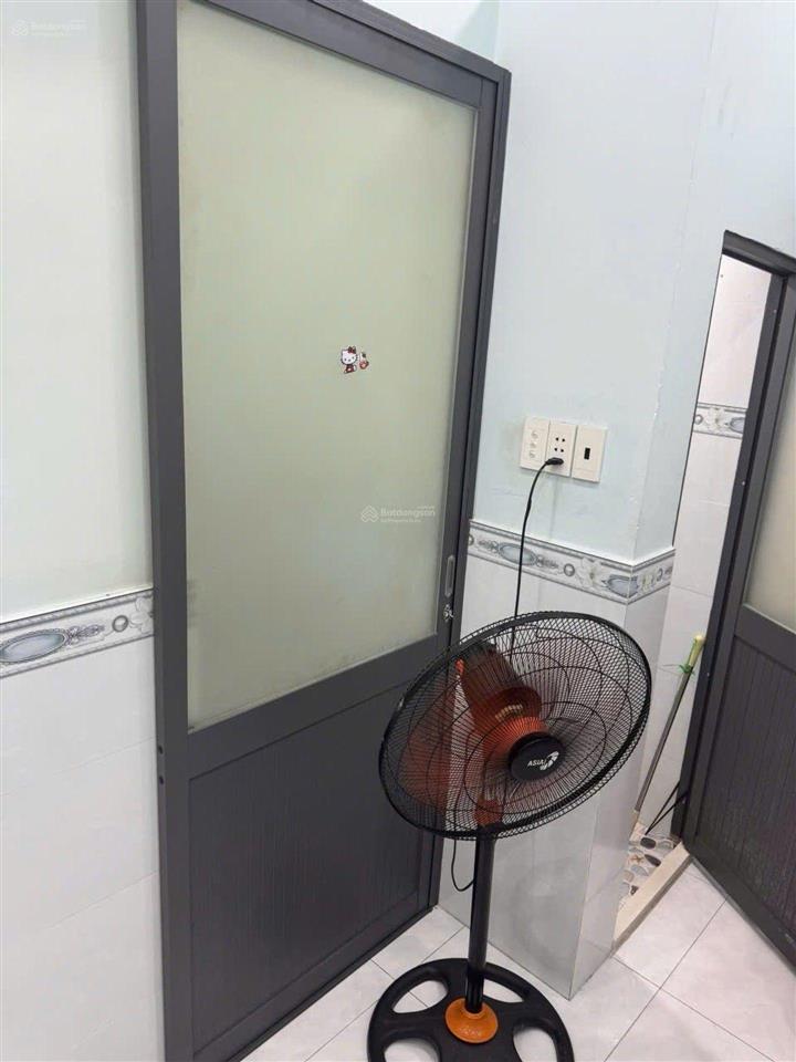 Nhà bình tiên, giá đẹp như tiên! chỉ 2,42 tỷ có ngay nhà quận 6, 2 tầng, shr, không lộ giới, 2mt