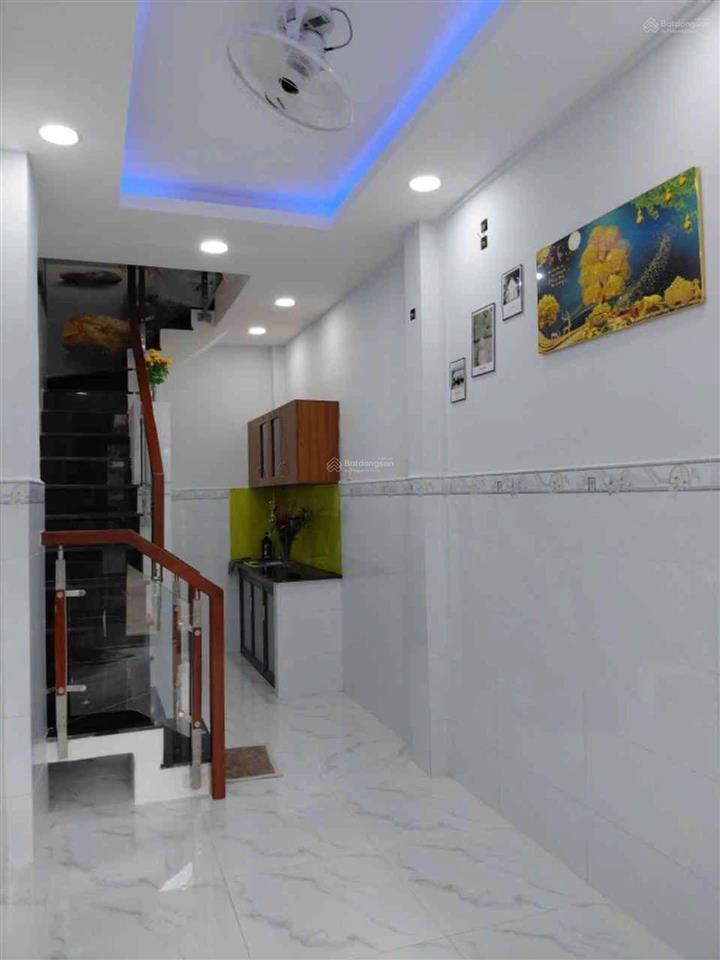 Tân bình ni sư huỳnh liên phú thạnh!chỉ 2,55tỷ, nhà mới 3tầng, 2pn lớn3wc!hẻm thông,ko qh