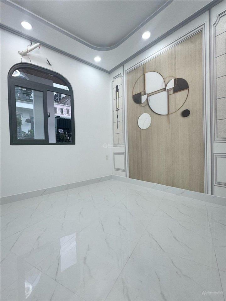 Dt khủng, nhà tuyệt dẹp, giá bèo bỏ 3,45tỷ, 43.5m2, 2tầng, đs 9  bhh  lê trọng tấn gọi ngay