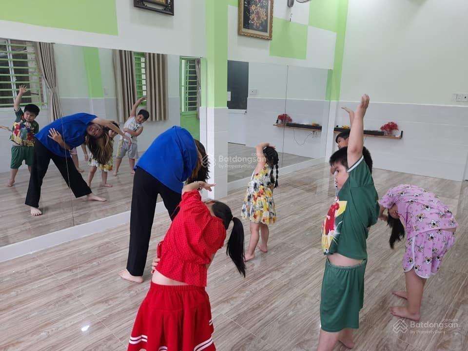 Nhà đẹp tân tạo diện tích khủng nở hậu hẻm thông ở kết hợp kinh doanh cực hợp lý, 5,45tỷ