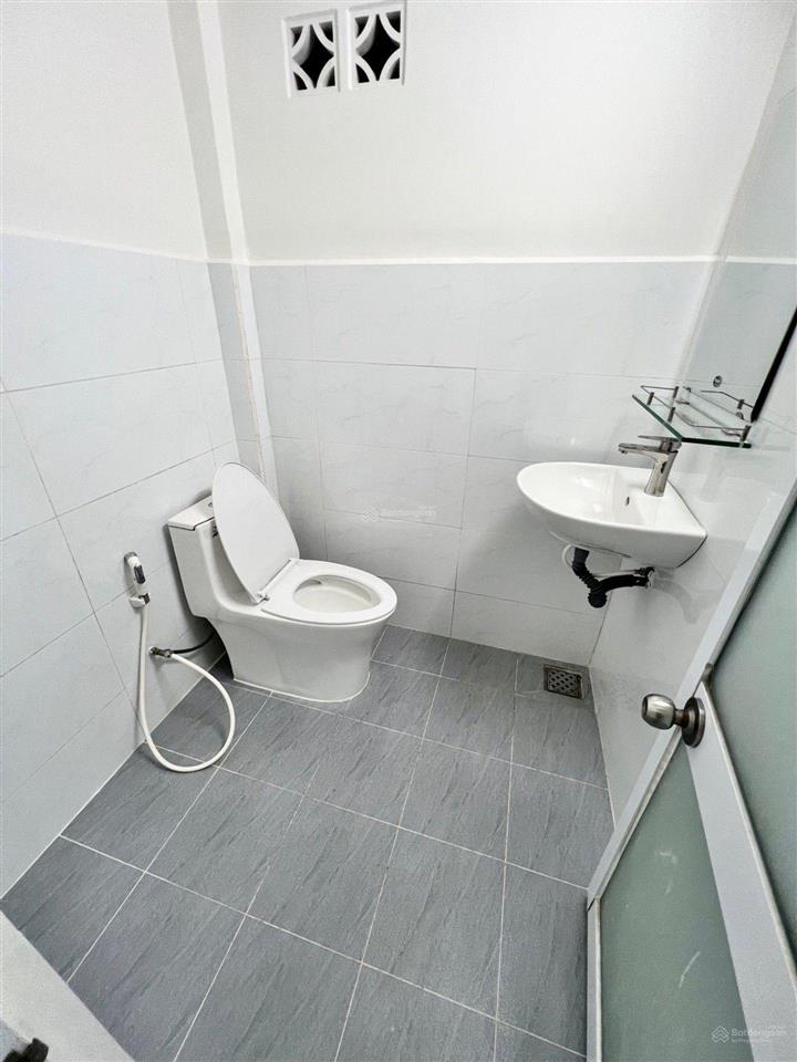 Nhà đẹp trương phước phan nội thất xịn 3pn hẻm 4m sát chợ bình trị nhà đẹp 4,78tỷ