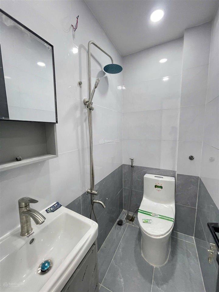 Chiến lược nhà mới đẹp shr riêng nhỉnh 3 tỷ dt 3 x 10m thiết kế gọn đẹp, tối ưu