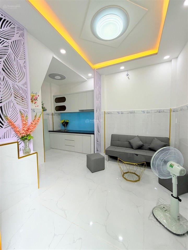 Vibvib phú thọ quận 11 | nhà mới 100% 1 trệt 2 lầu hẻm 4m thông vào ở ngay! nhỉnh 2tỷ