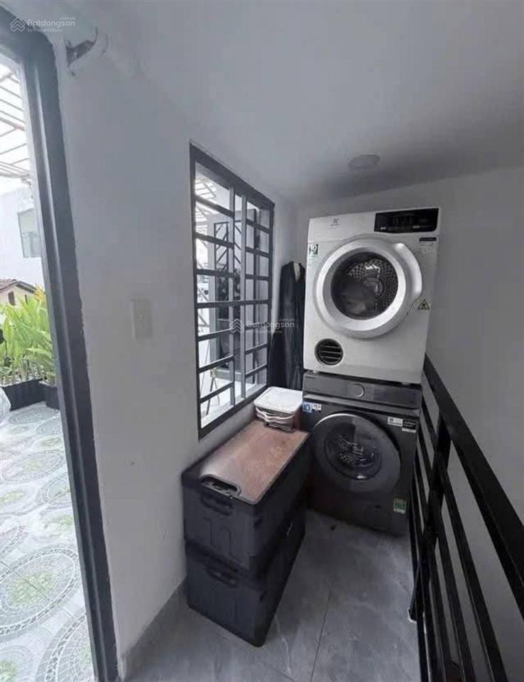 Siêu phẩm 4 tầng hẻm xe hơi đỗ cửa sát aeon tân phú giá chỉ nhỉnh 3 tỷ