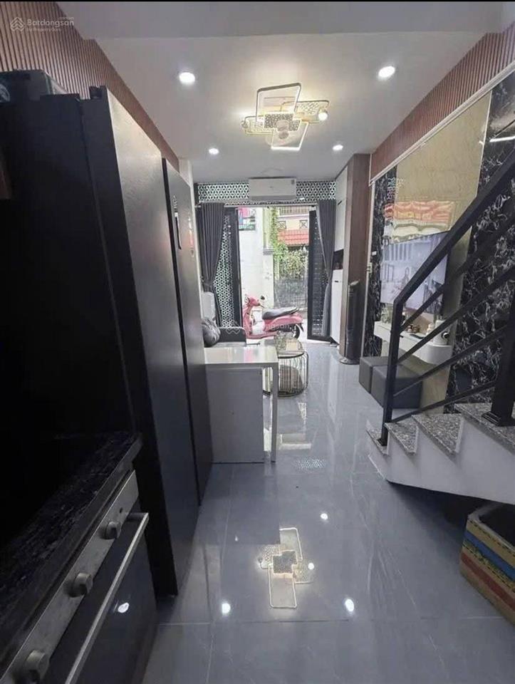 Siêu phẩm 4 tầng hẻm xe hơi đỗ cửa sát aeon tân phú giá chỉ nhỉnh 3 tỷ