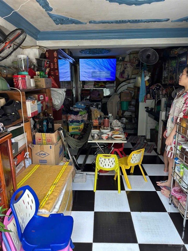 Hùng thuận nói hôm nay khách mua chính chủ một đời lê đình dương, 20m2, 3tầng, hxh thông, 2,85tỷ