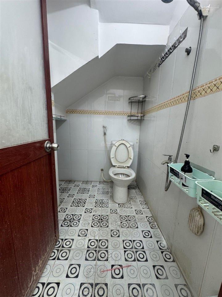 Nhà 2 tầng mới đẹp ngay vòng xoay phú lâm bà hom 3,75 tỷ tìm không ra căn thứ 2