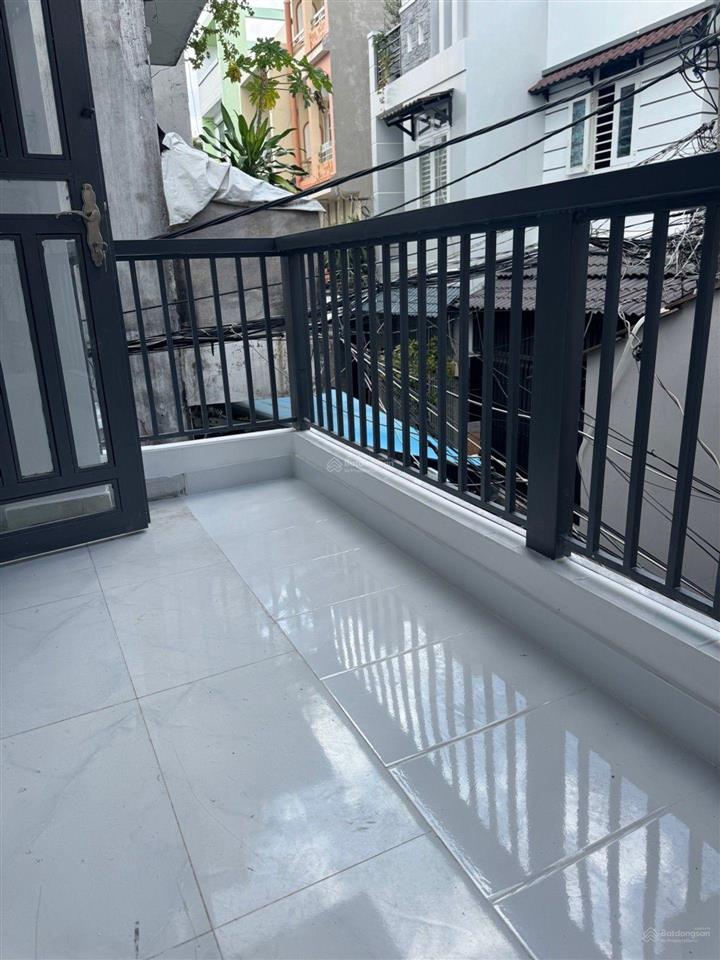 Nhà 2 tầng mới đẹp ngay vòng xoay phú lâm bà hom 3,75 tỷ tìm không ra căn thứ 2