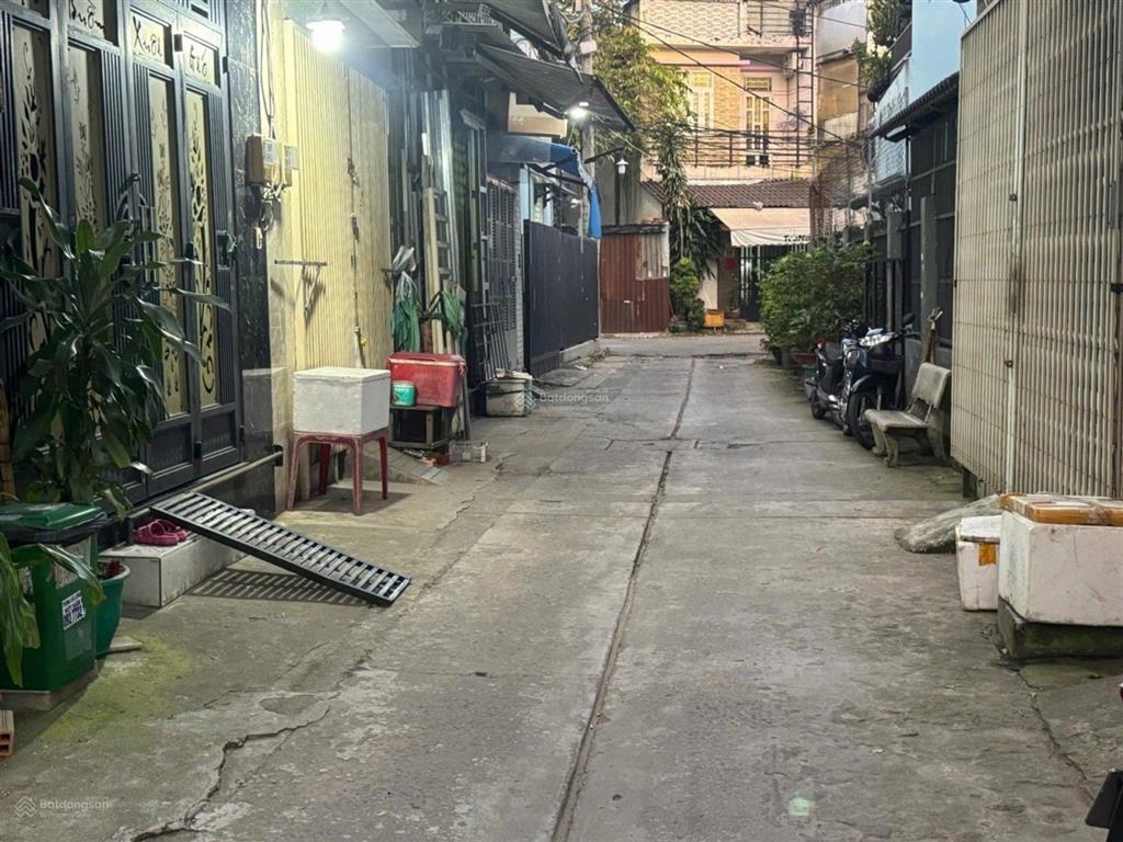 Chủ cần bán nhanh giảm ngay 150 triệu đường 16a giá mới chỉ 3.75 tỷ còn thương lượng mạnh