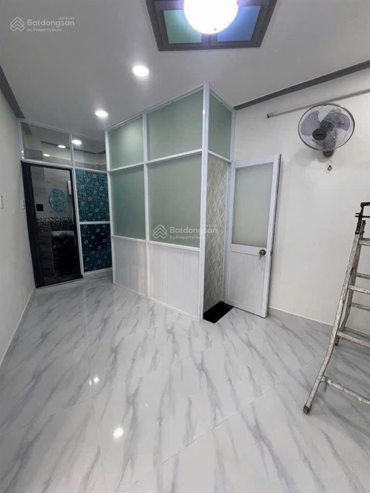 Chỉ 2,2 tỷ nhà 3 tầng đẹp xuất sắc khu bà hom, an dương vương hàng hiếm tầm tài chính