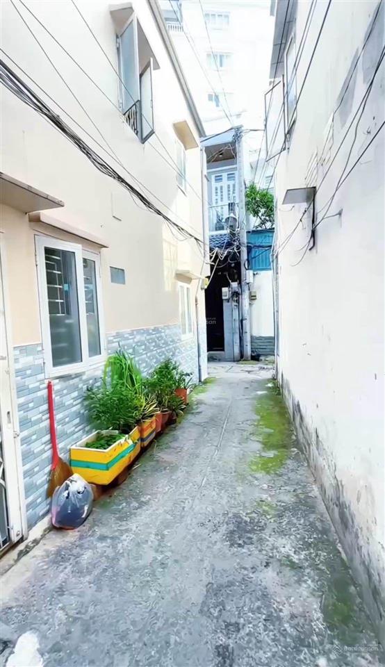 Chỉ 2,2 tỷ nhà 3 tầng đẹp xuất sắc khu bà hom, an dương vương hàng hiếm tầm tài chính