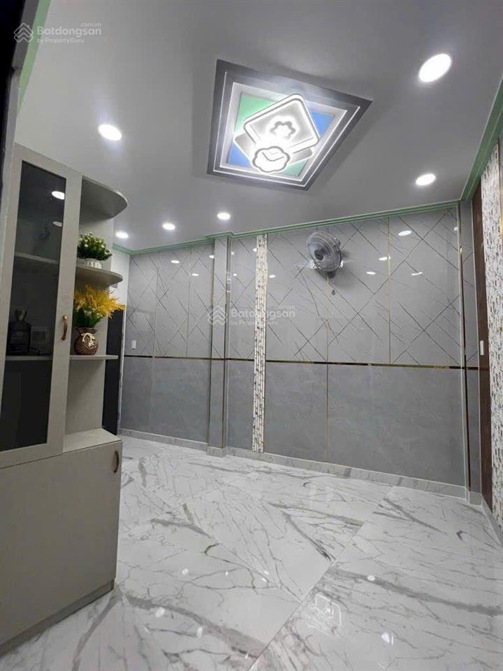 Chỉ 2,2 tỷ nhà 3 tầng đẹp xuất sắc khu bà hom, an dương vương hàng hiếm tầm tài chính