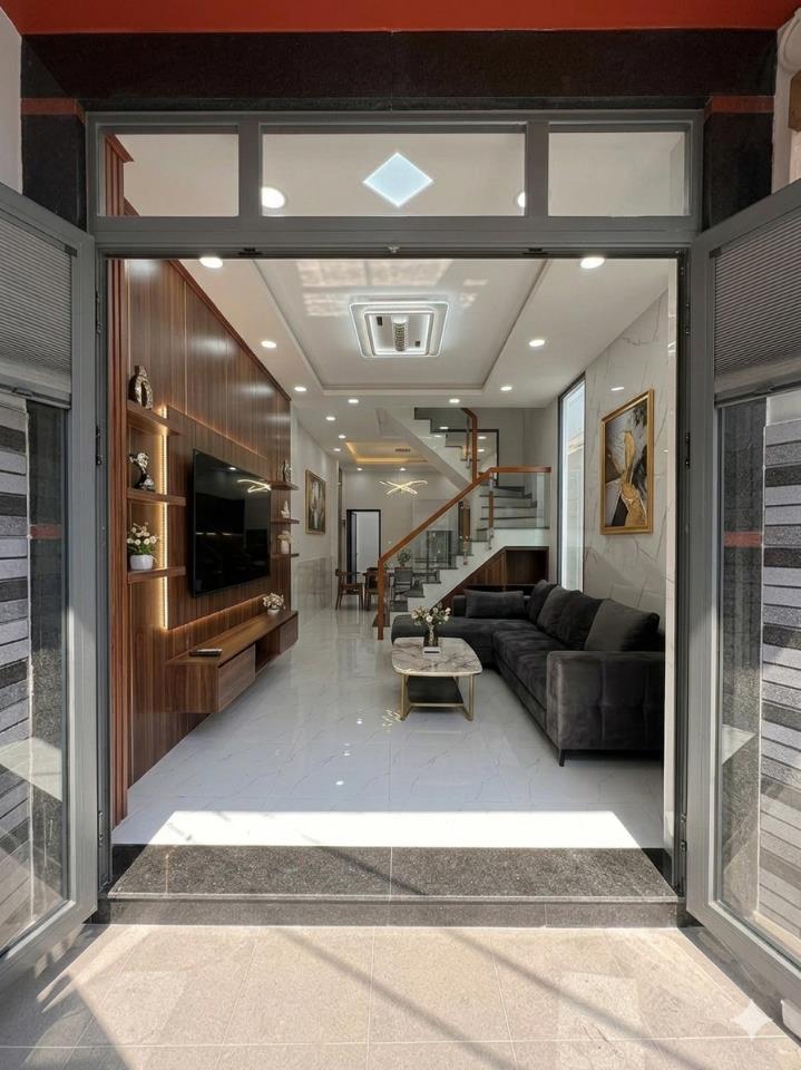 Nhà mới đẹp Quận 6, Bình Phú, hẻm xe hơi 56m², 4PN, giá nhỉnh 4 tỷ