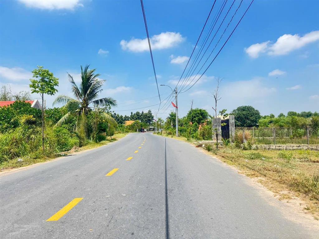 Tôi chính chủ cần bán gấp lô đất mặt tiền nhựa