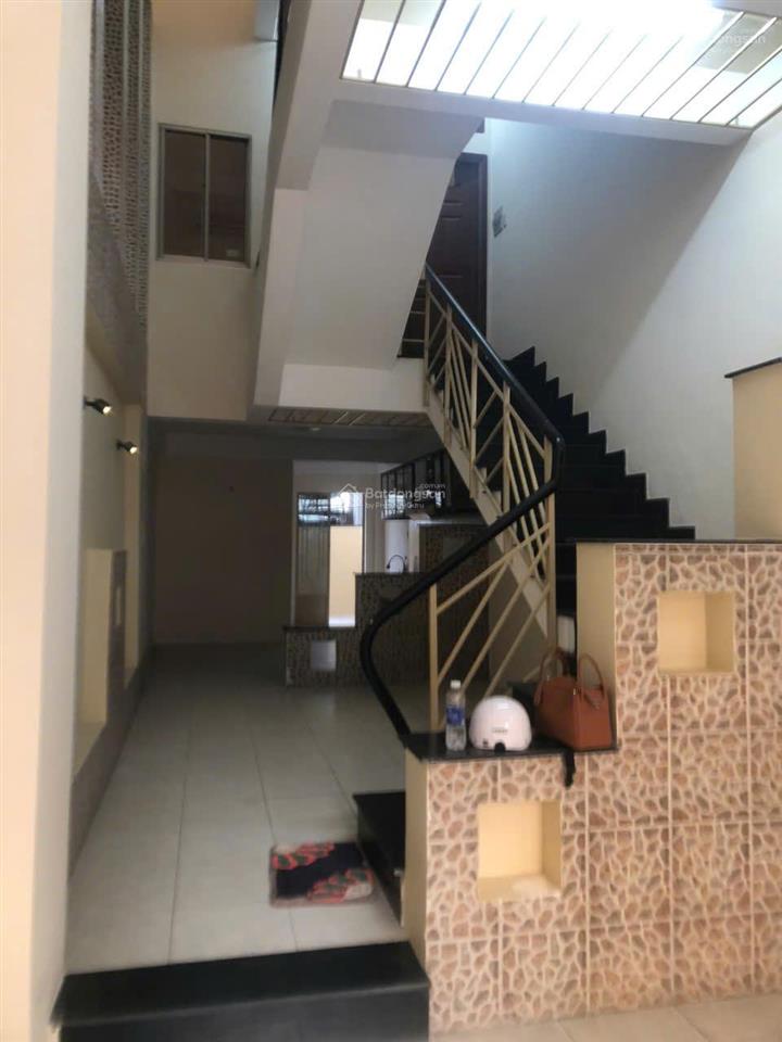 Bán nhà đẹp xe hơi vào tận nhà gò vấp