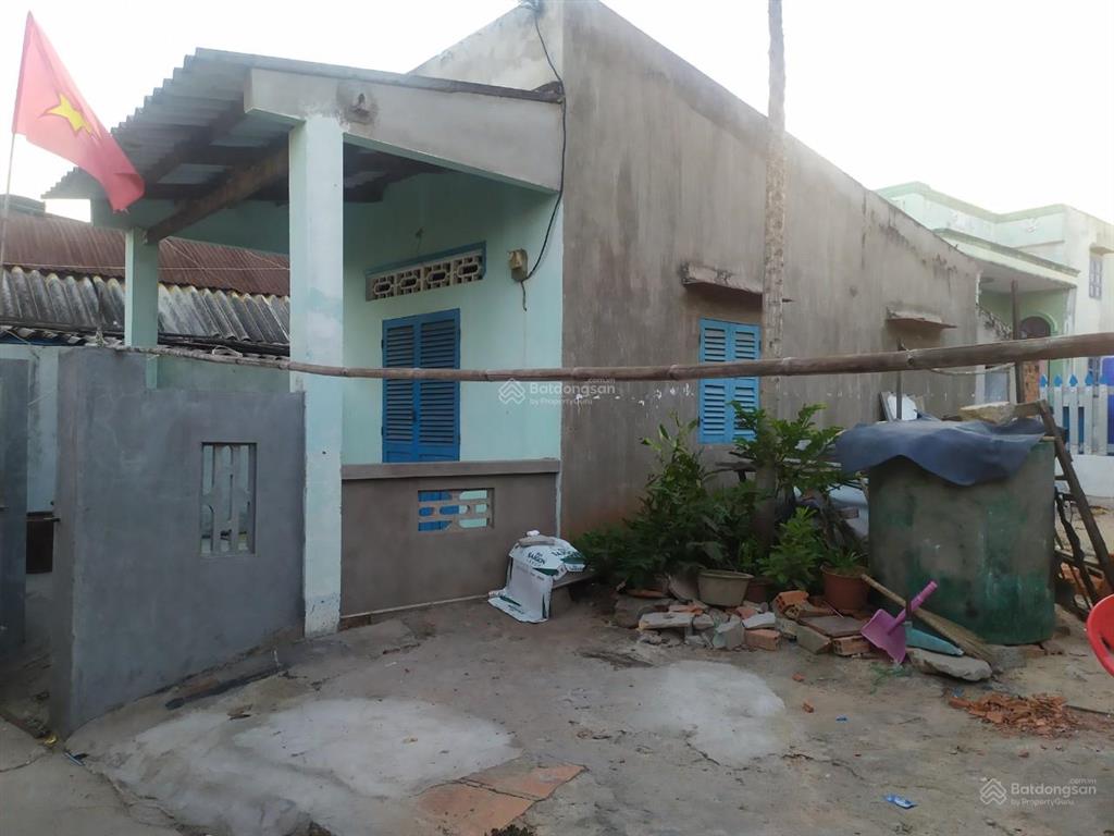 Bán nhà chính chủ nhà riêng trong ấp bến lội diện tích 133,2 m2.
