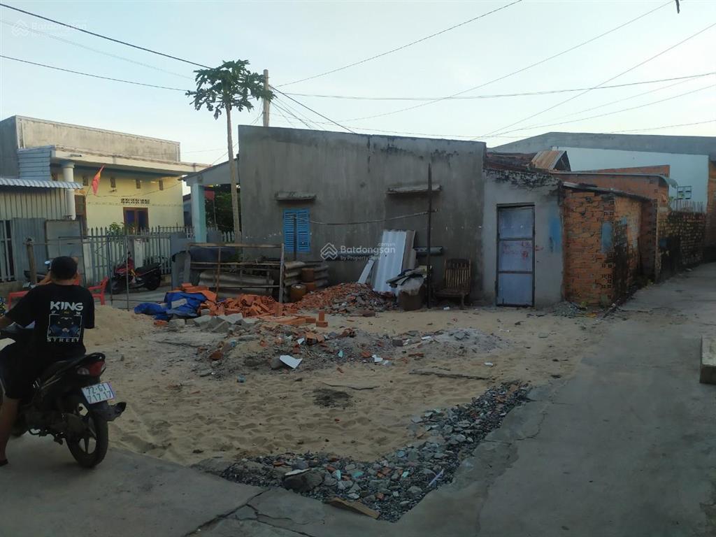 Bán nhà chính chủ nhà riêng trong ấp bến lội diện tích 133,2 m2.