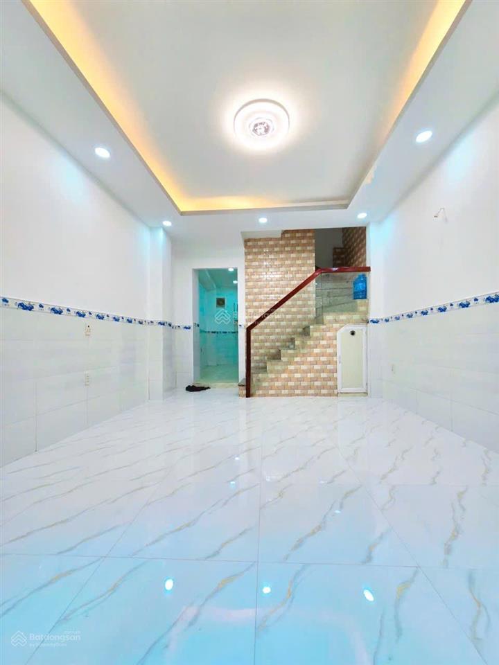 Nhà đẹp 4 tầng, chỉ 100m ra mặt tiền dạ nam p2 q8