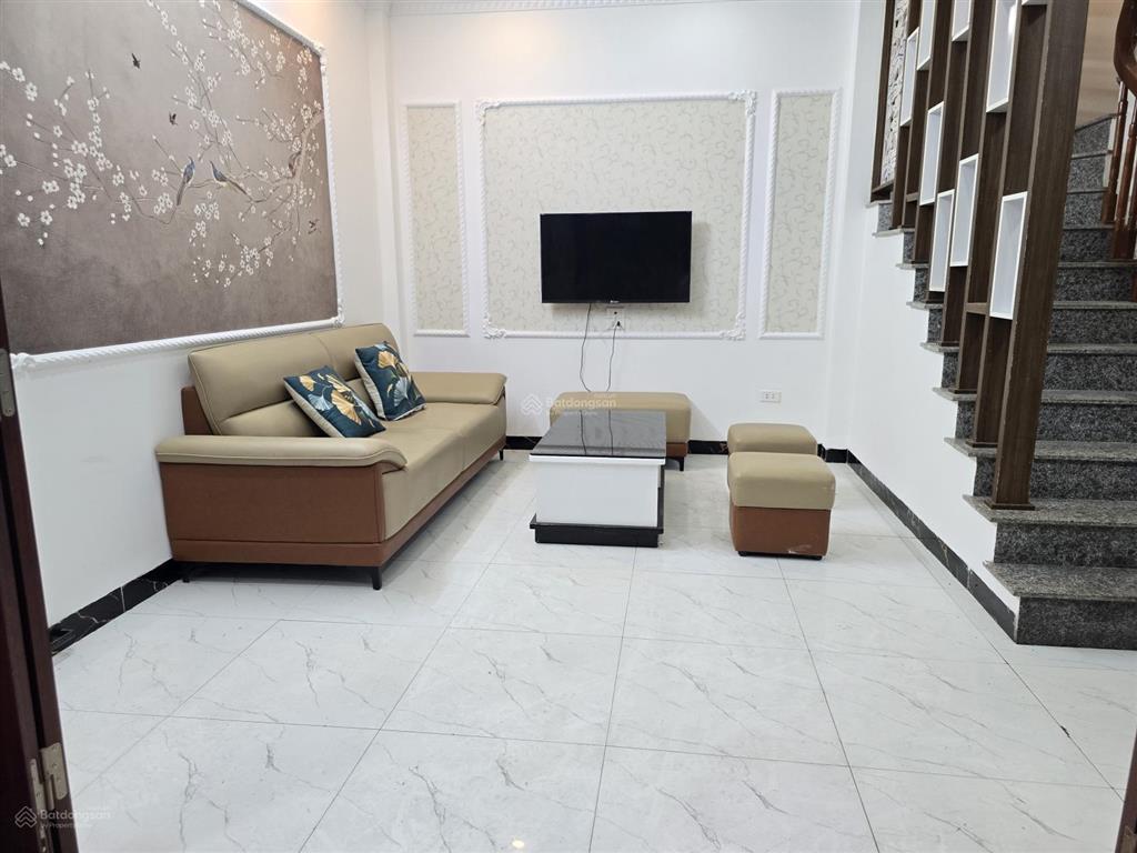 Bán nhà riêng tại 201, phúc lợi, 6,35 tỷ, 30m2, 3pn, 4wc, pháp lý đầy đủ