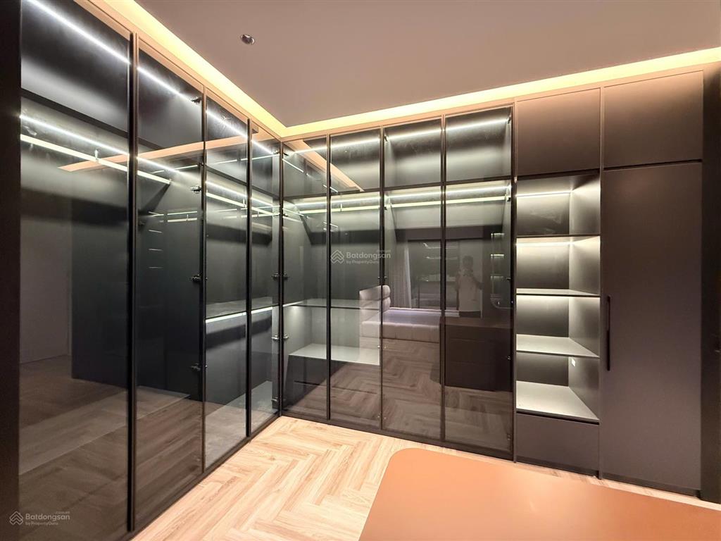 Nhà mới tại tọa độ vip nguyễn sơn long biên mặt tiền 7.5m 7 tầng thang máy gara 2 ô tô