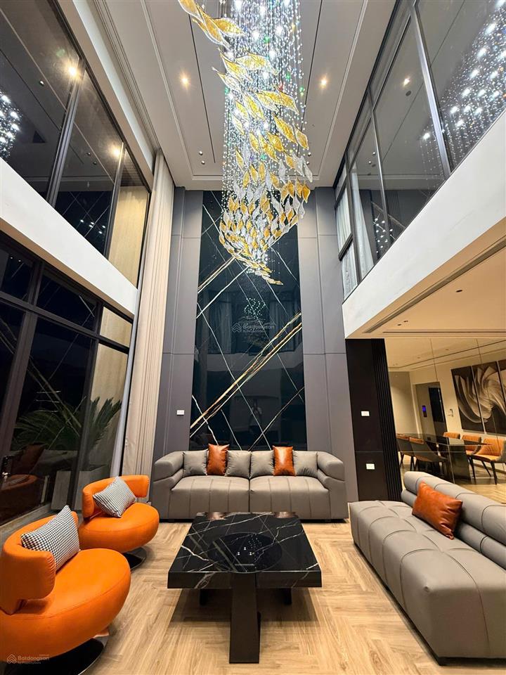 Nhà mới tại tọa độ vip nguyễn sơn long biên mặt tiền 7.5m 7 tầng thang máy gara 2 ô tô