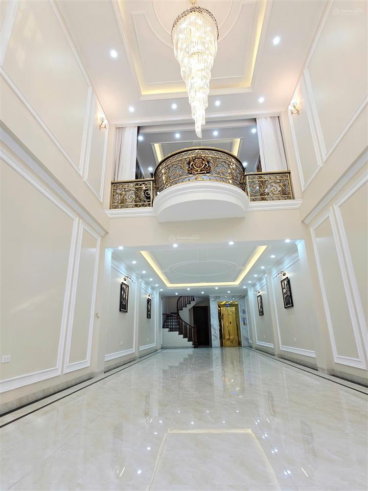 Bán nhà phân lô 918 phúc đồng  7 tầng thang máy  gara 3 ô tô  sát sân golf long biên