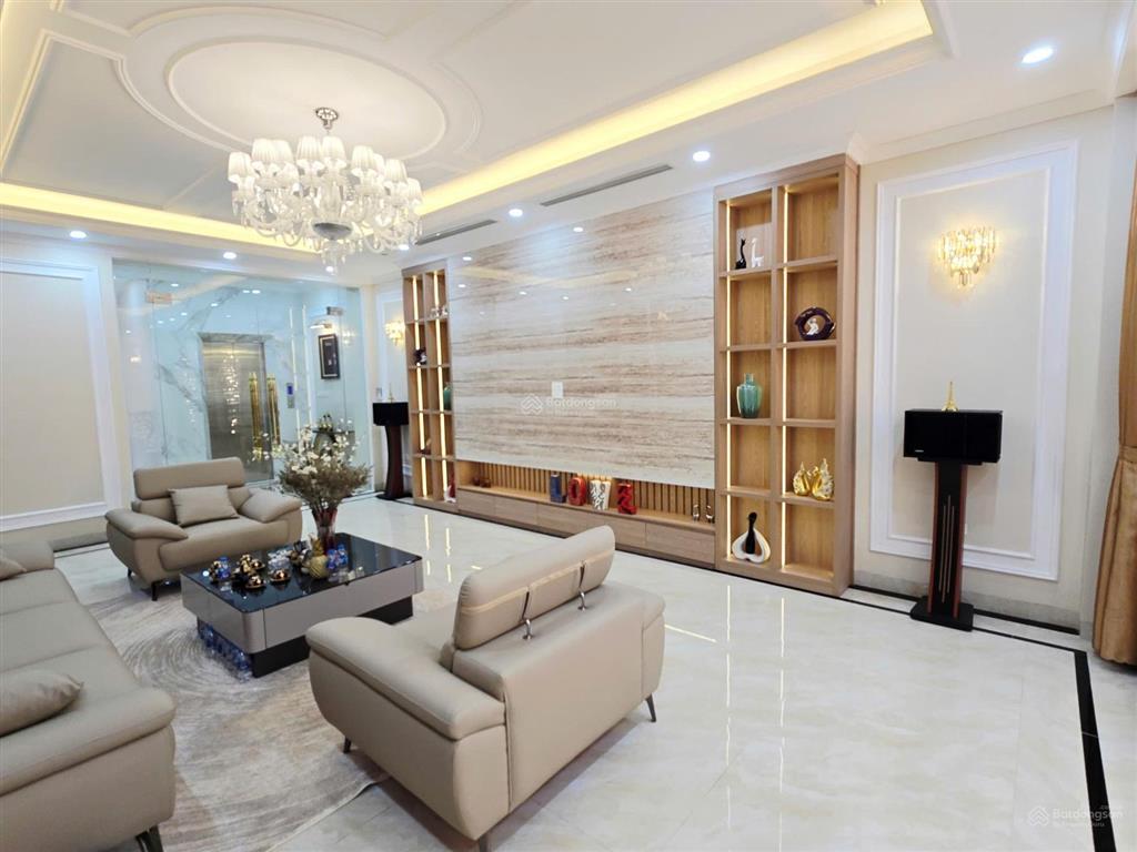 Bán nhà phân lô 918 phúc đồng  7 tầng thang máy  gara 3 ô tô  sát sân golf long biên