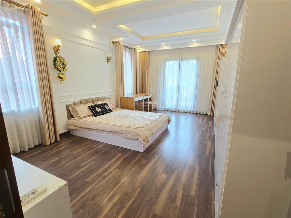 Lô góc sài đồng  6 tầng gara ô tô  full nội thất xách vali về ở