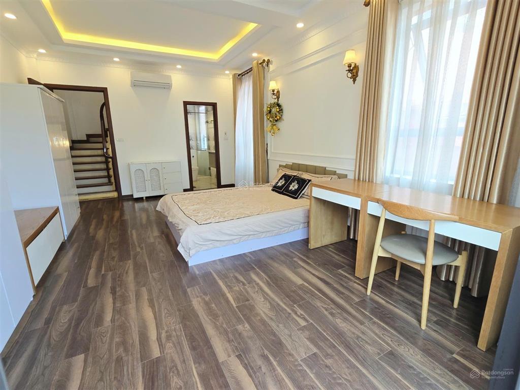Siêu phẩm lô góc sài đồng  6 tầng gara ô tô  full nội thất cao cấp  sổ cất két giao dịch ngay