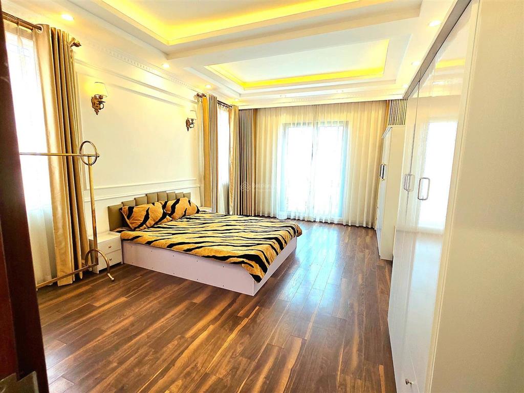 Siêu phẩm lô góc sài đồng  6 tầng gara ô tô  full nội thất cao cấp  sổ cất két giao dịch ngay