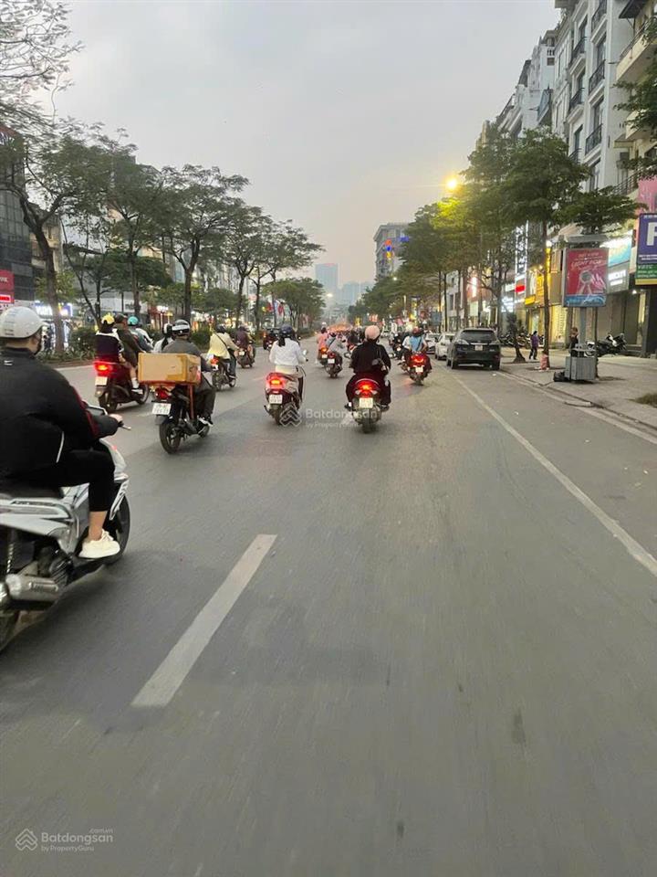 Hạ sốc 10 tỷ mặt phố tây sơn mặt tiền 6.2m cực hiếm  chỉ 32 tỷ