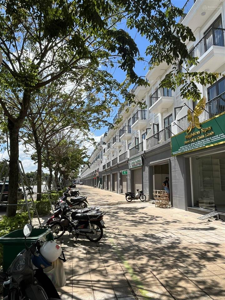 Bán nhà chính chủ căn shophouse khô đô thị ecocity buôn mê thuột, đường nguyễn chí thanh