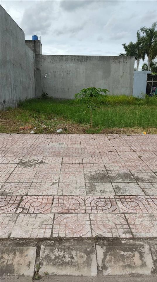 Ngộp tới nóc, chủ gửi 1 nền đất đường nhựa, thuộc kdc hải sơn 5x20 giá net chỉ có 1ty250,shr