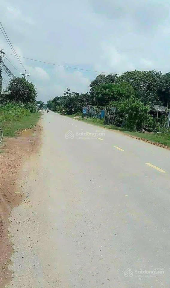 Đất thổ cư, nền đẹp, 5x22 nở hậu 7m giá 520 triệu, sổ sẵn nằm ngay xã đức hòa thượng,  0704 794 ***