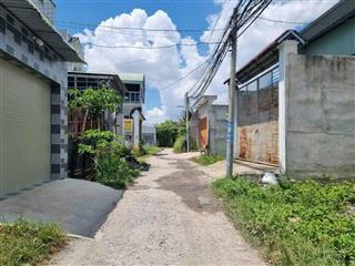 Bán lô đất rẻ, giá công nhân ngay đường bình tả, đức hòa hạ, 6x17m giá chỉ 680 triệu,  0704 794 ***
