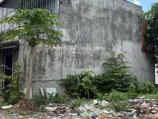 Bán nhà ở công nhân, 1 trệt 1 lầu,đầu cổng kcn tân đức, xã đức hòa hạ, 4x14 giá 1ty3,đường bê tông